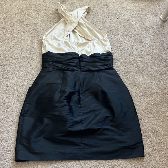 Alexia Admor Silk Cocktail Mini Dress Flower Black White Pockets Size M - Picture 5 of 8